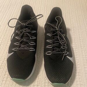Nike Black and White Running Shoes Women 7.5